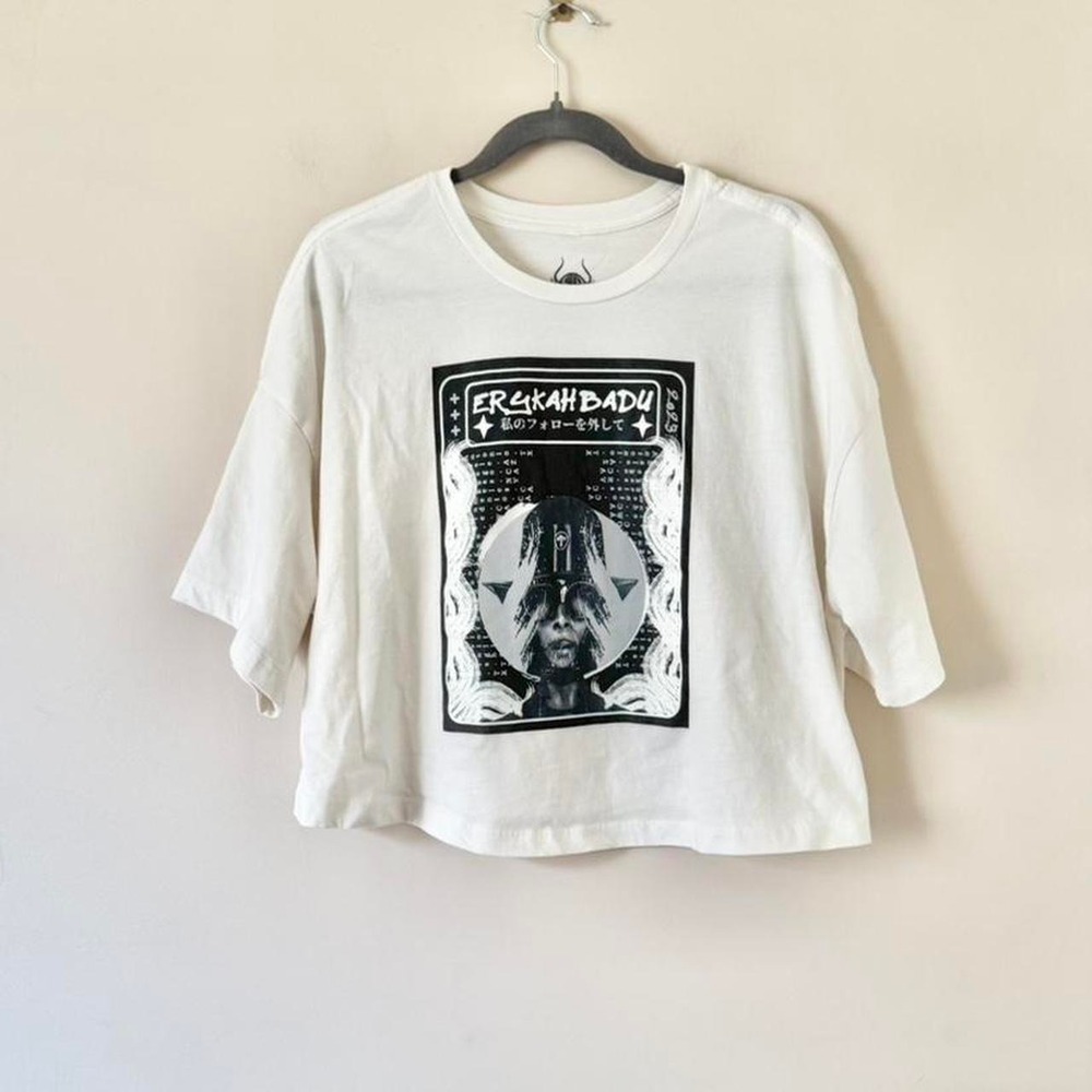 Erykah Badu 2023 Unfollow Me Tour Shirt Black White Boxy Crop Fit